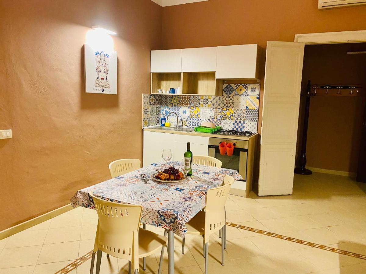 Angelo Apartments & Rooms Trapani Ngoại thất bức ảnh
