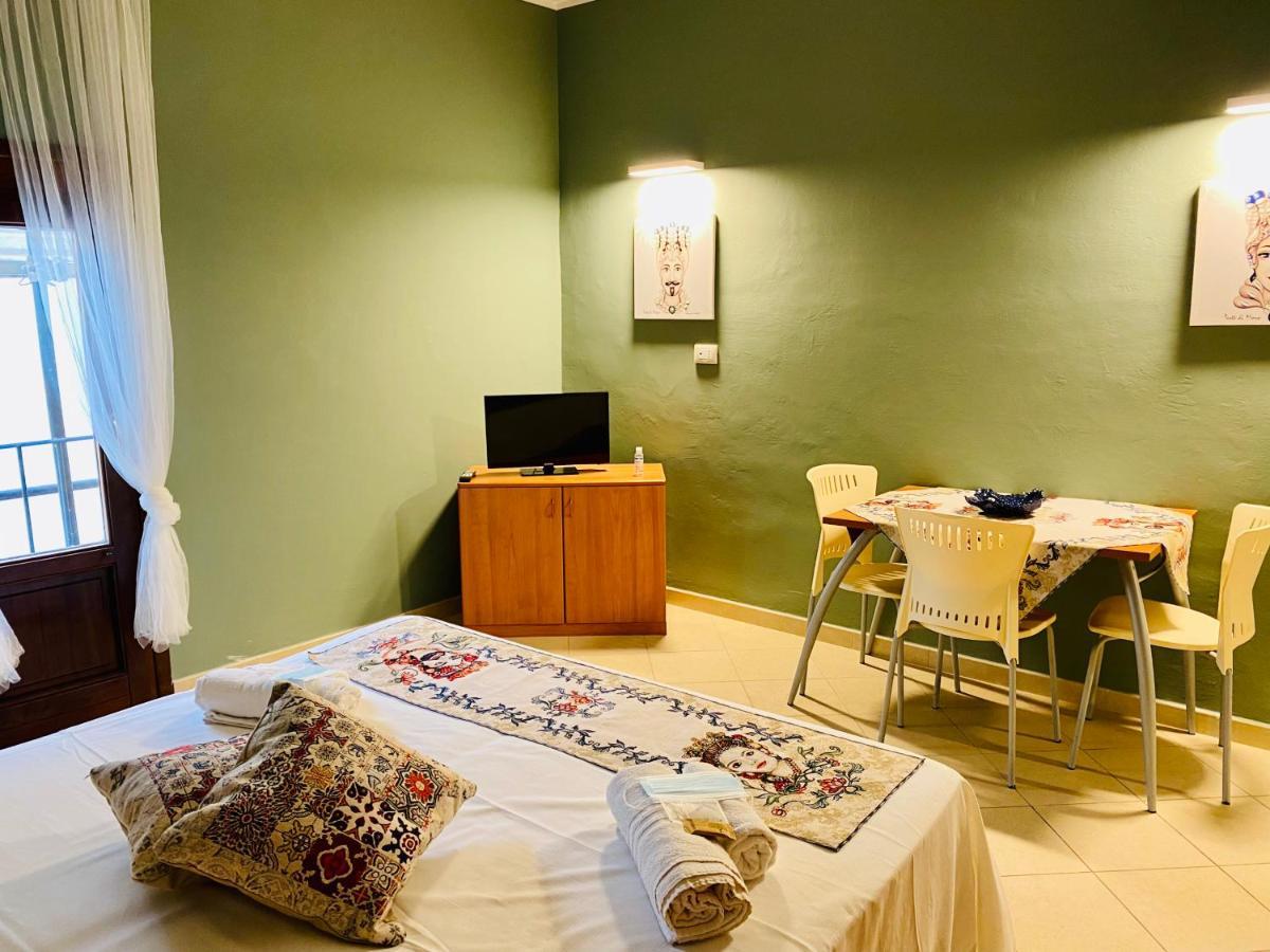 Angelo Apartments & Rooms Trapani Ngoại thất bức ảnh