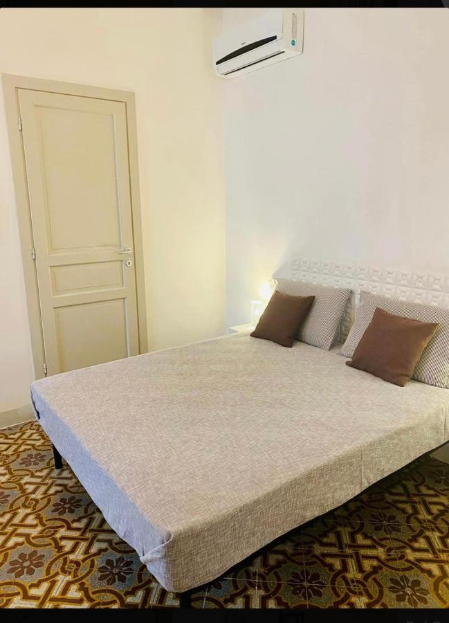 Angelo Apartments & Rooms Trapani Ngoại thất bức ảnh