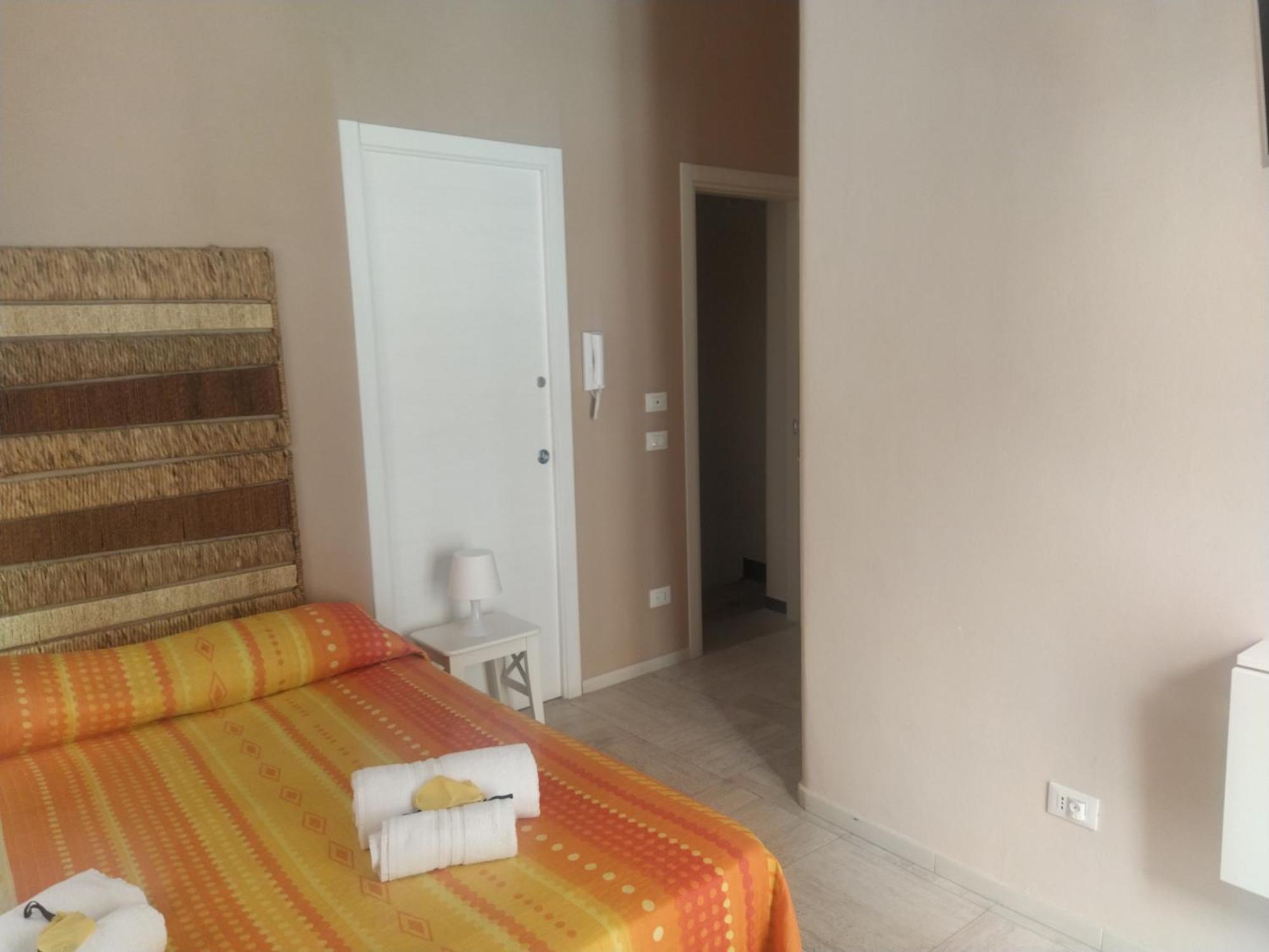 Angelo Apartments & Rooms Trapani Phòng bức ảnh