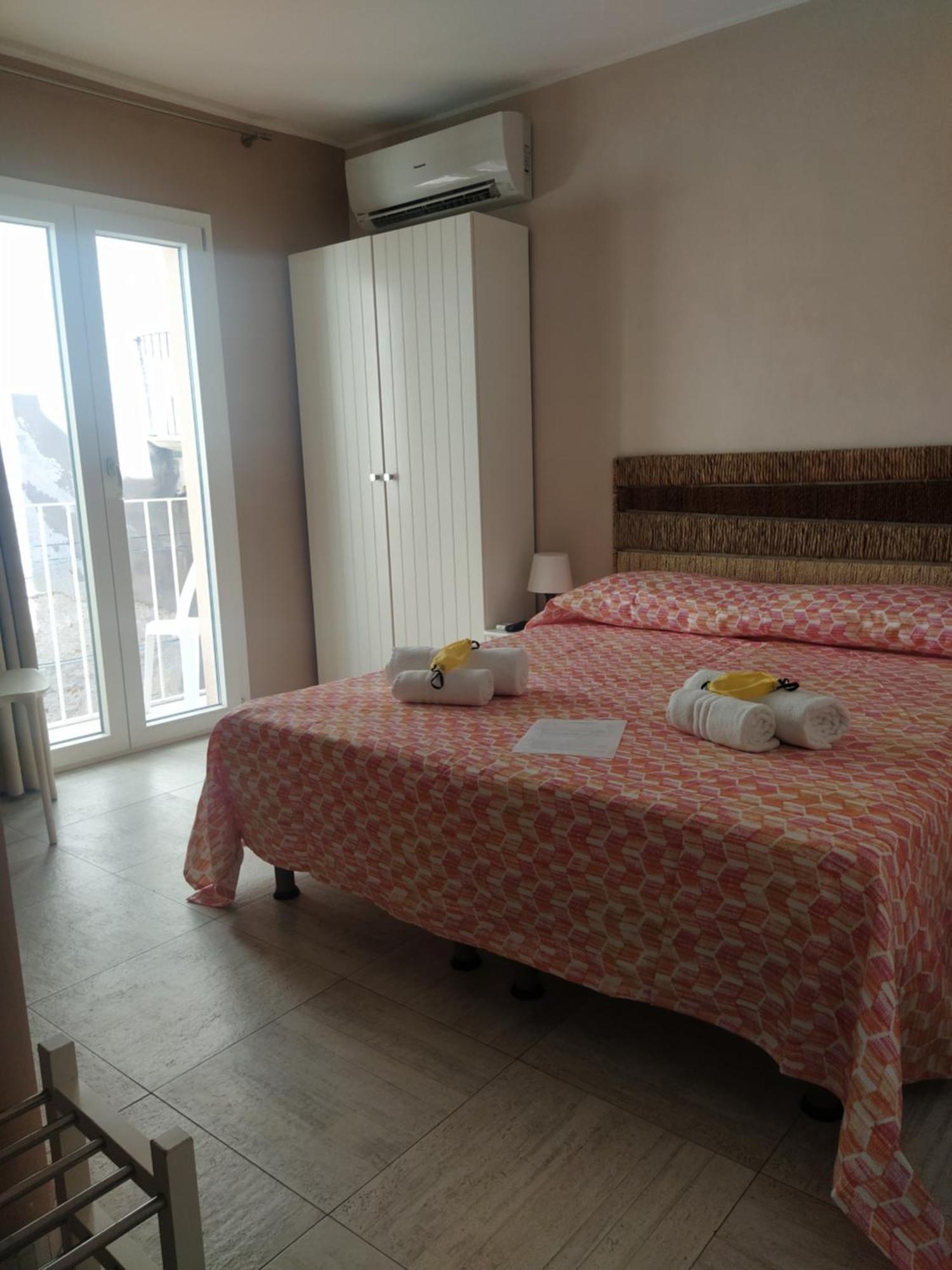 Angelo Apartments & Rooms Trapani Phòng bức ảnh